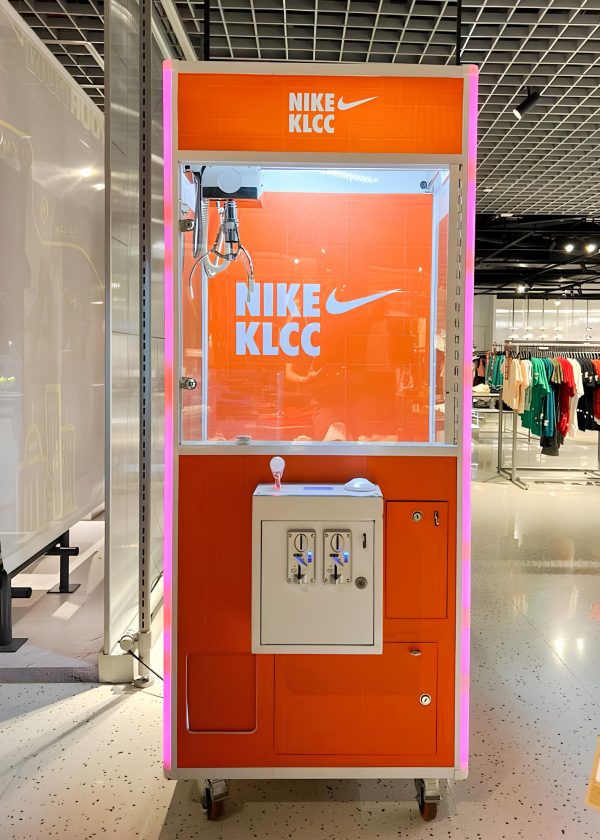 MACHINE A PINCE COLOR – Image 3